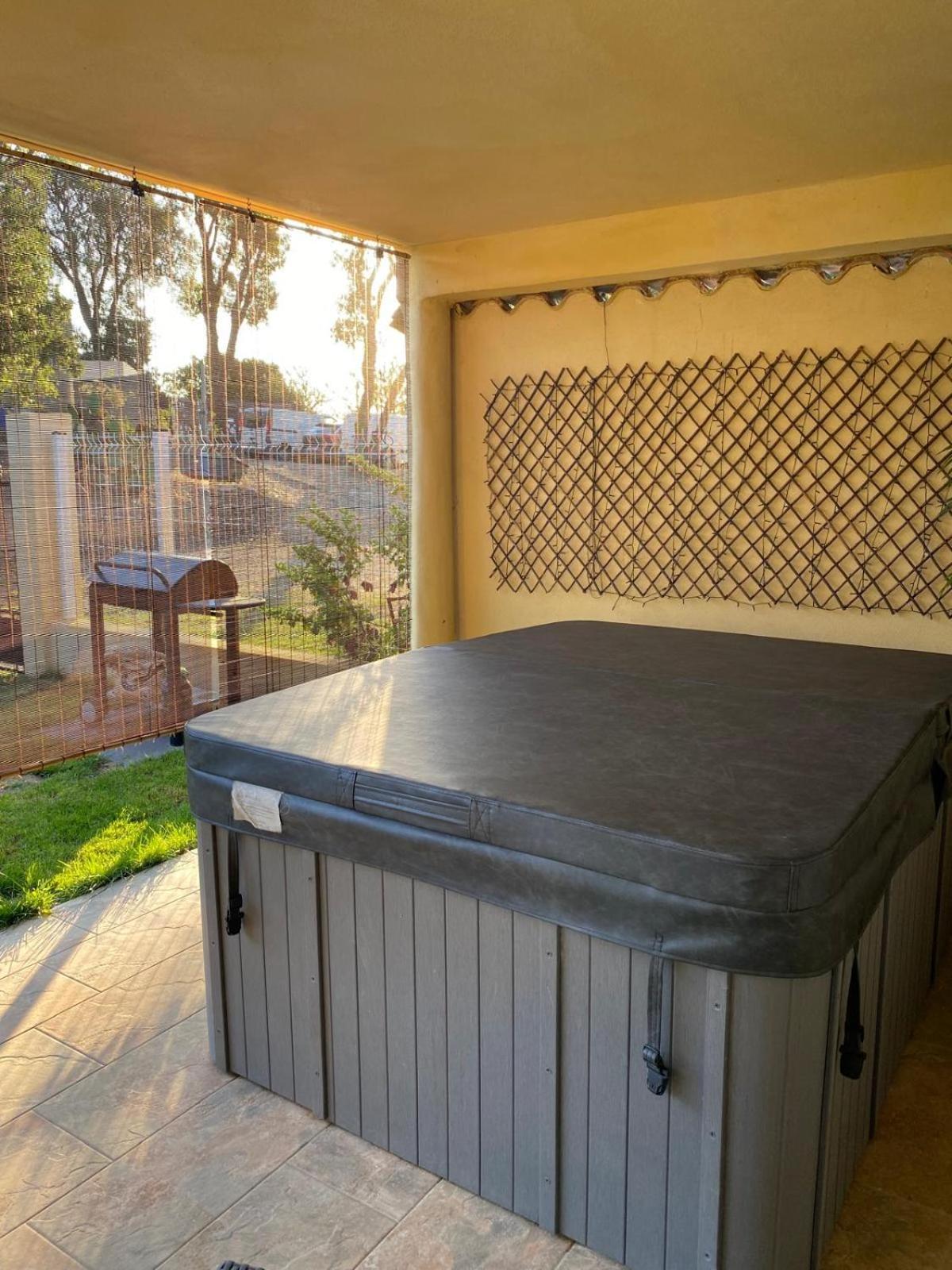 Apartamento Agreable Rez De Jardin Avec Piscine Et Jacuzzi Cervione Exterior foto